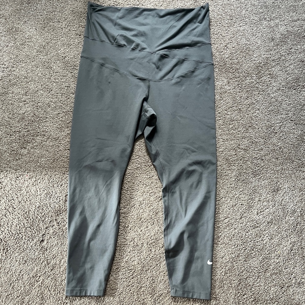Nike Maternity Gray 7/8 length Leggings